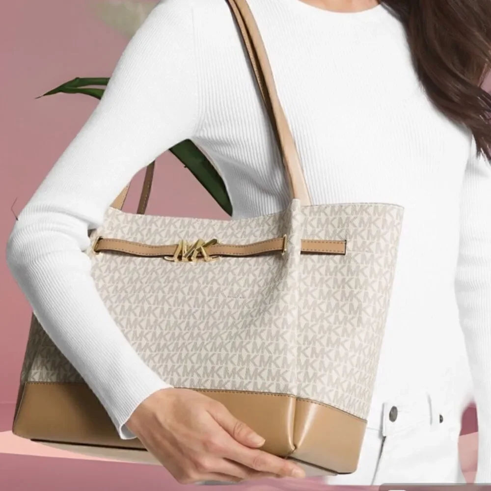MICHAEL KORS SIGNATURE LAPTOP TOTE COLOR BLOCK AND WALLET SET